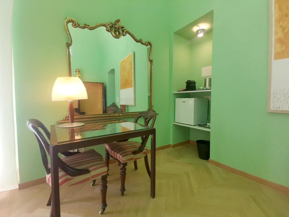 Speciale Tarshito Guesthouse Bari Exterior foto