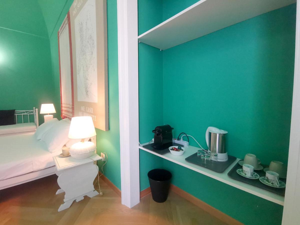Speciale Tarshito Guesthouse Bari Exterior foto