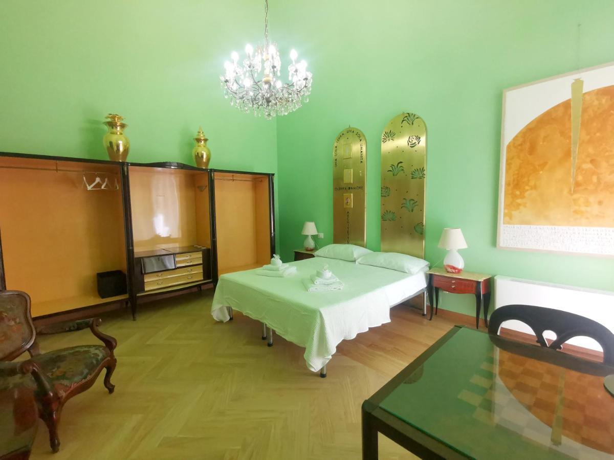 Speciale Tarshito Guesthouse Bari Exterior foto