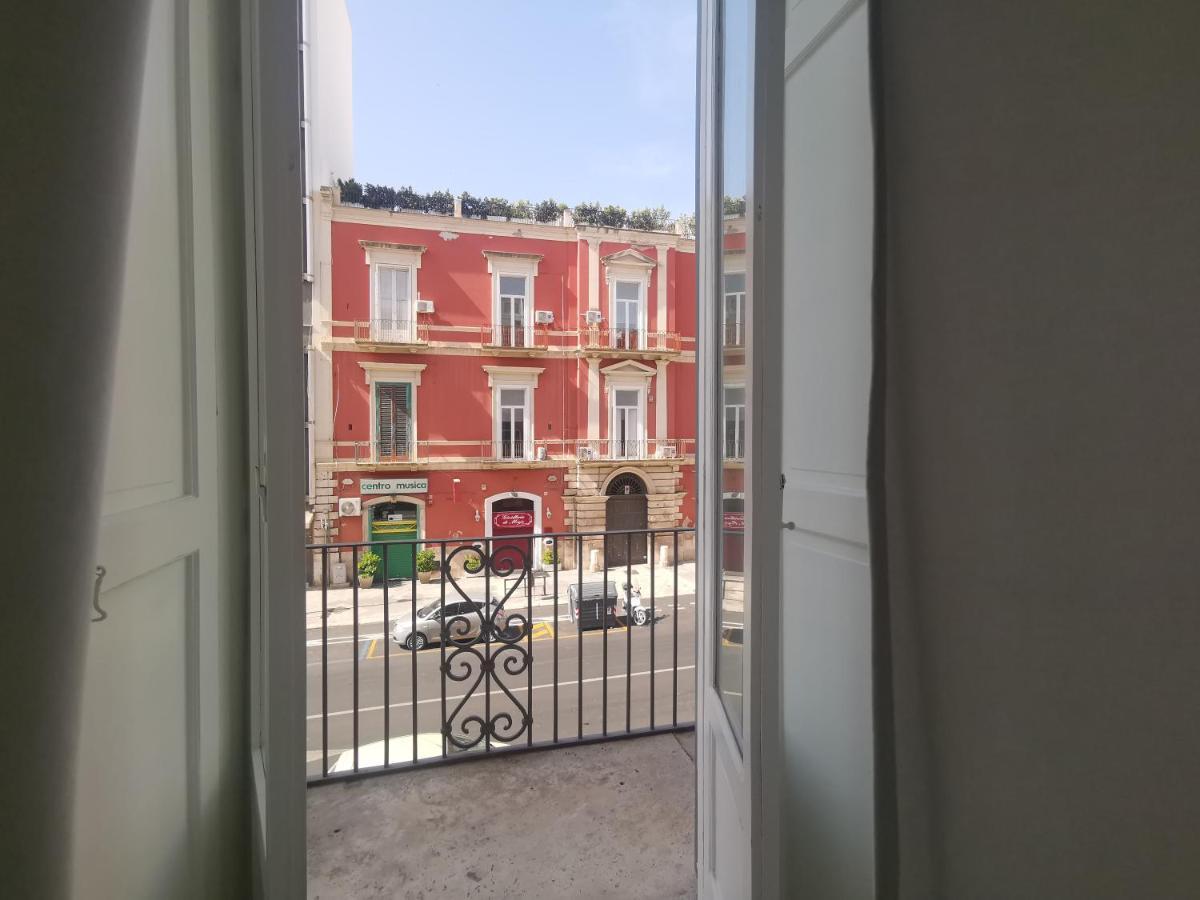 Speciale Tarshito Guesthouse Bari Exterior foto